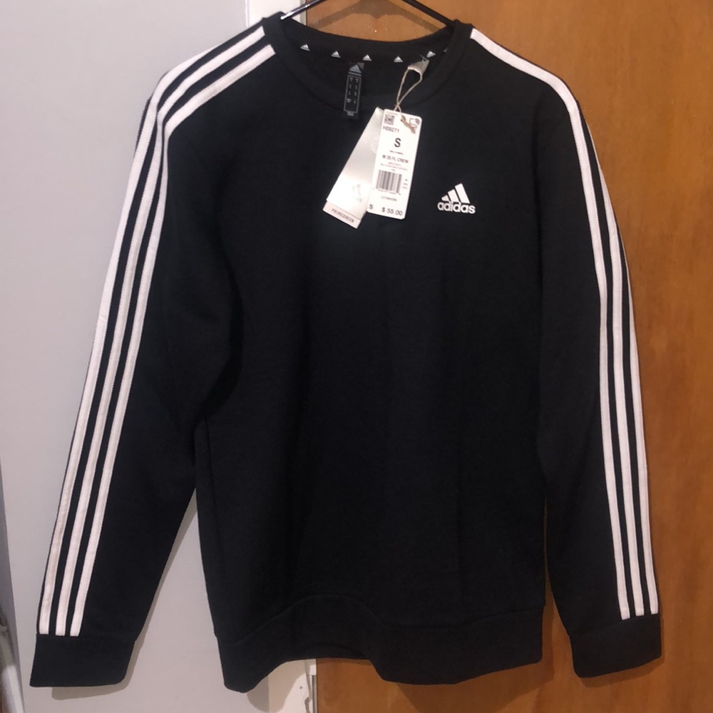 Adidas sweatshirt woman’s size Medium  (unisex)! brand new with tags